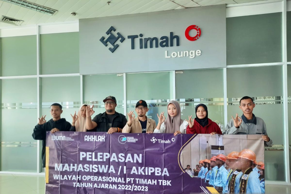 PT Timah Tbk berikan beasiswa bagi lima pelajar Bangka Belitung di Akademi Komunitas Industri Pertambangan Bukit Asam