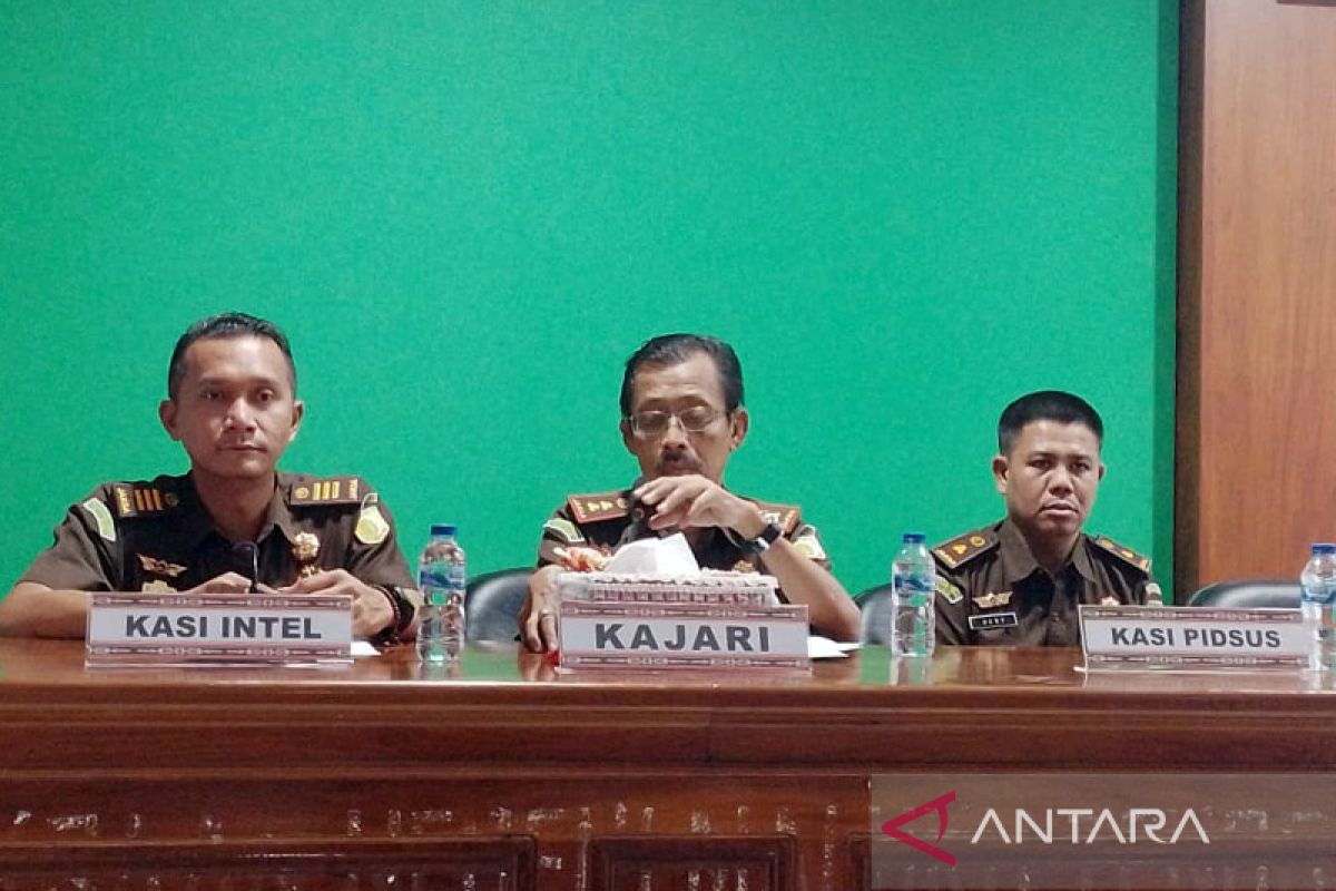 Tersangka korupsi anggaran perjalanan dinas Tanimbar jadi tahanan kota