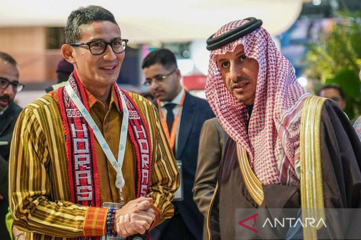 Sandiaga temui Menpar Arab Saudi di London bahas transformasi wisata