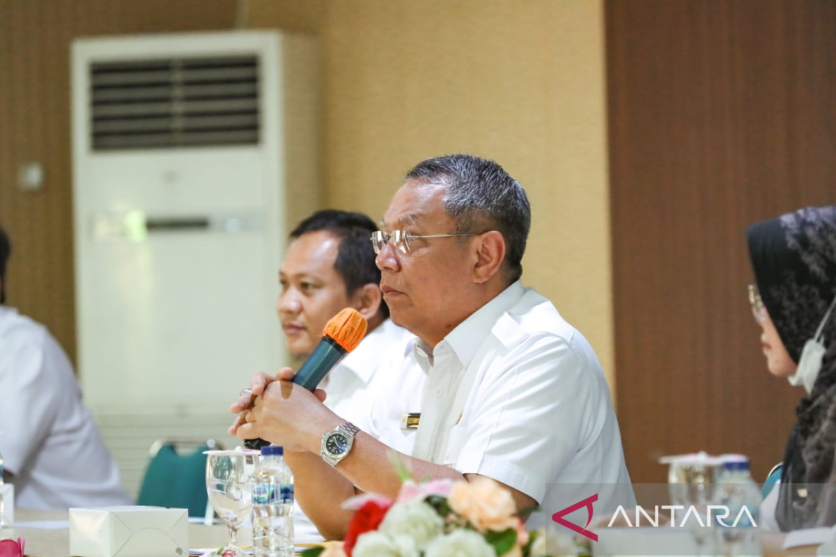 Pemkot Tangerang Selatan mendeklarasikan program stop buang air sembarangan