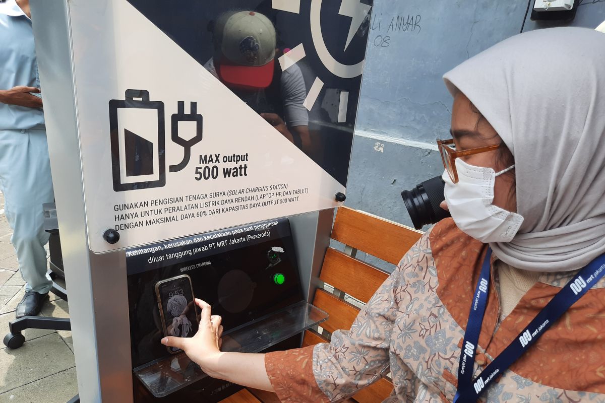 Jakarta MRT provides solar charging stations in Dukuh Atas TOD