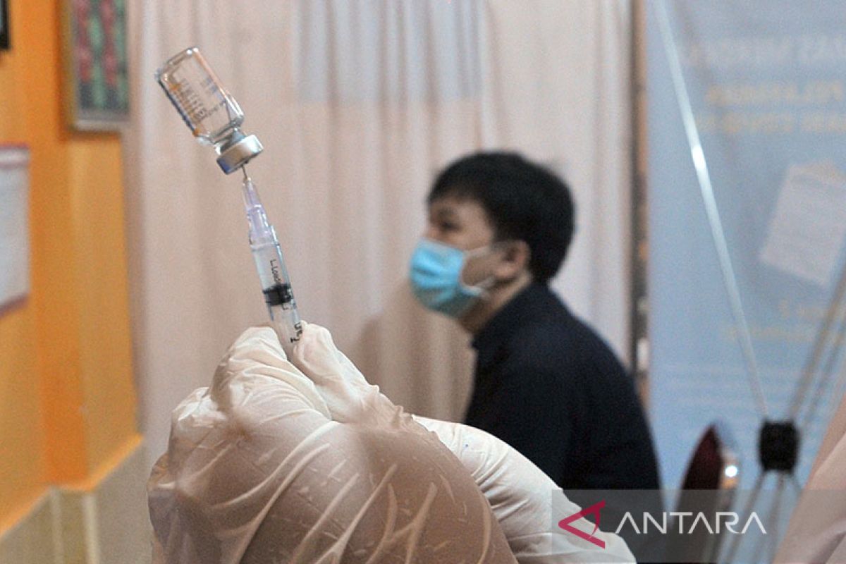 Sebanyak 65,49 juta penduduk RI mendapatkan vaksinasi dosis penguat