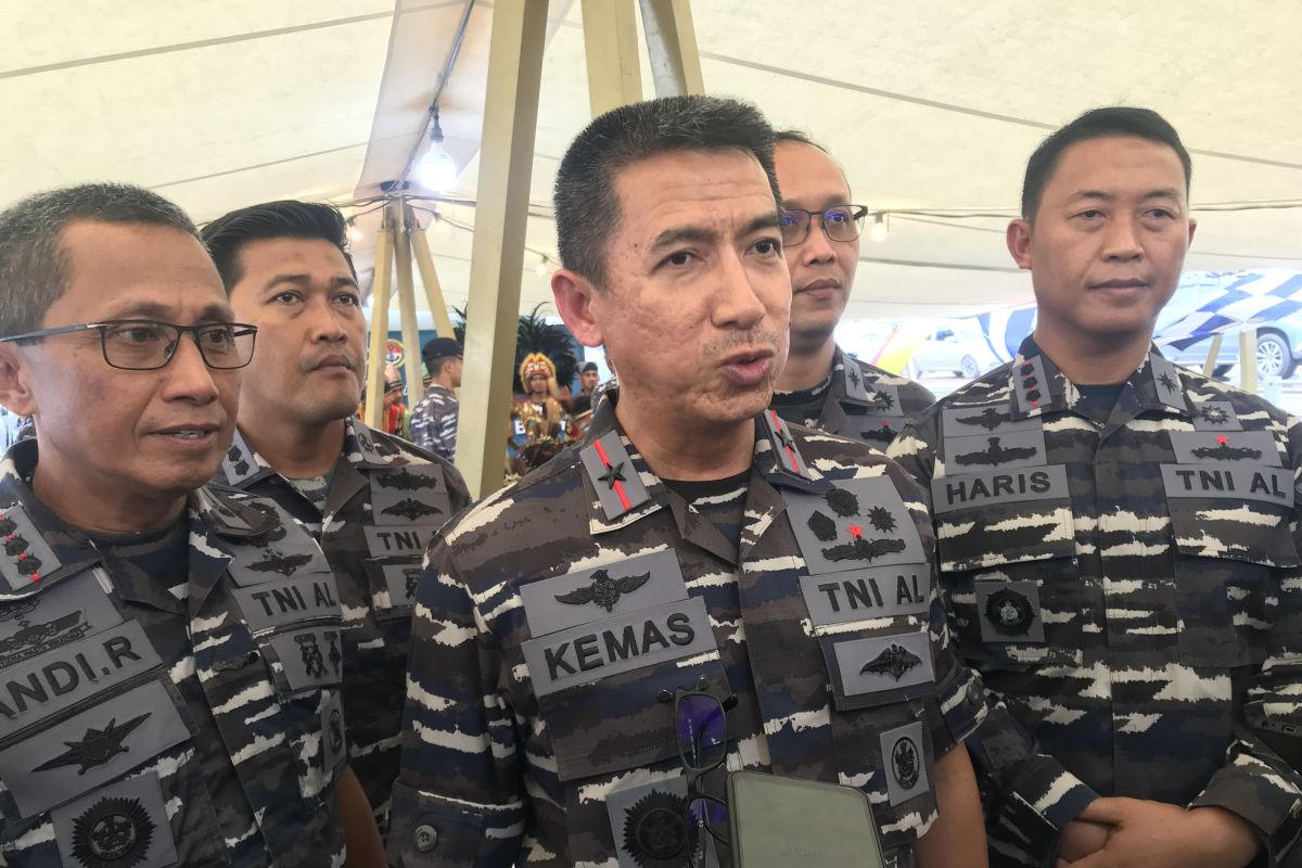 TNI AL pastikan kapal tanker yang karam di Batam tidak merusak lingkungan