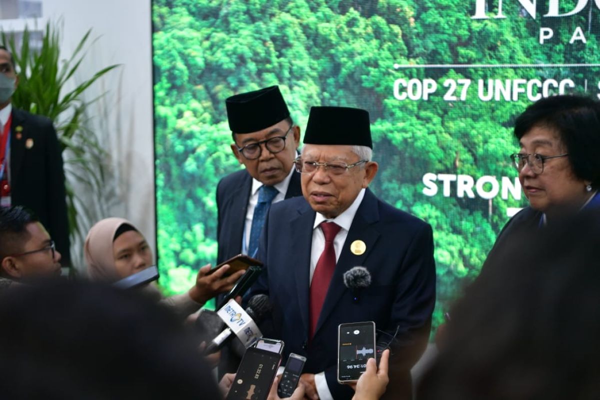 Wapres Ma'ruf Amin  tinjau paviliun Indonesia di UNFCCC Sharm El Sheikh Mesir