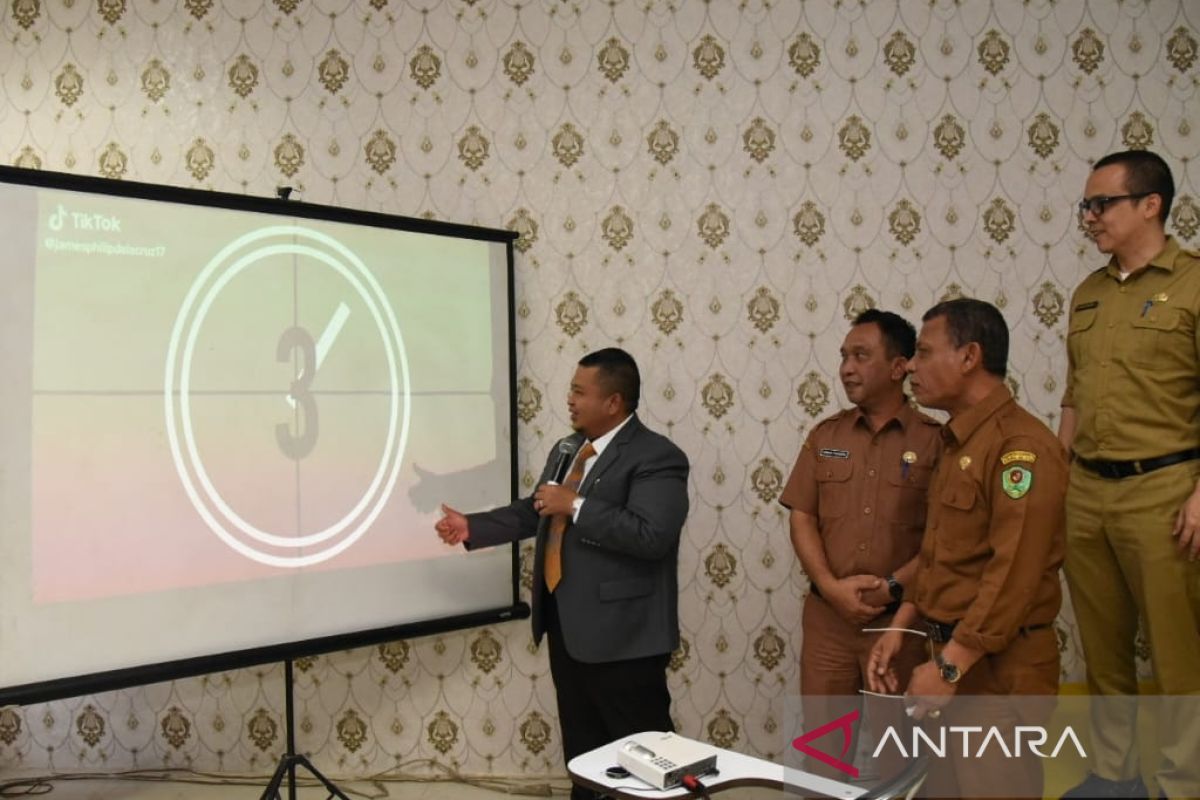 Dinas Pendidikan Tapsel luncurkan aplikasi SIPONTEN, permudah pelayanan tenaga didik