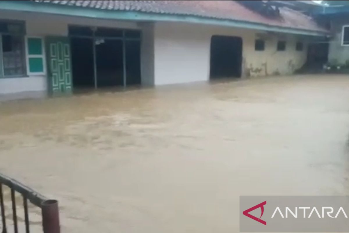 Banjir di wilayah Purabaya di Sukabumi sudah surut