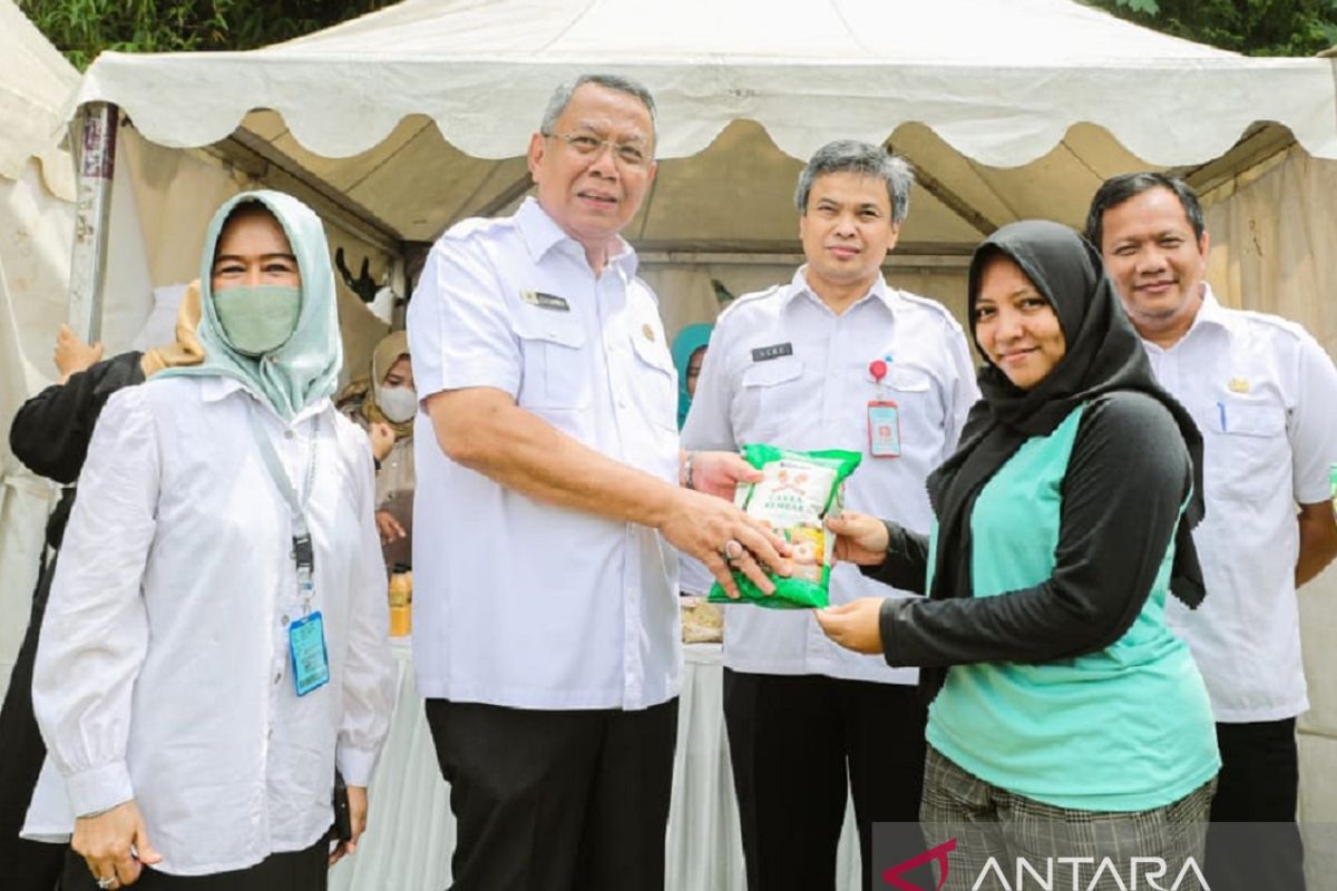 Pemkot Tangerang Selatan gelar bazar murah di tujuh kecamatan