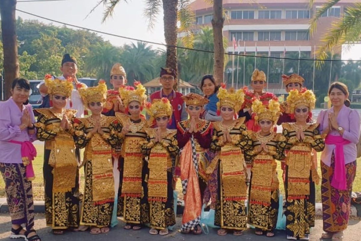 Sanggar Santhi Budaya Singaraja wakili Indonesia ke Thailand
