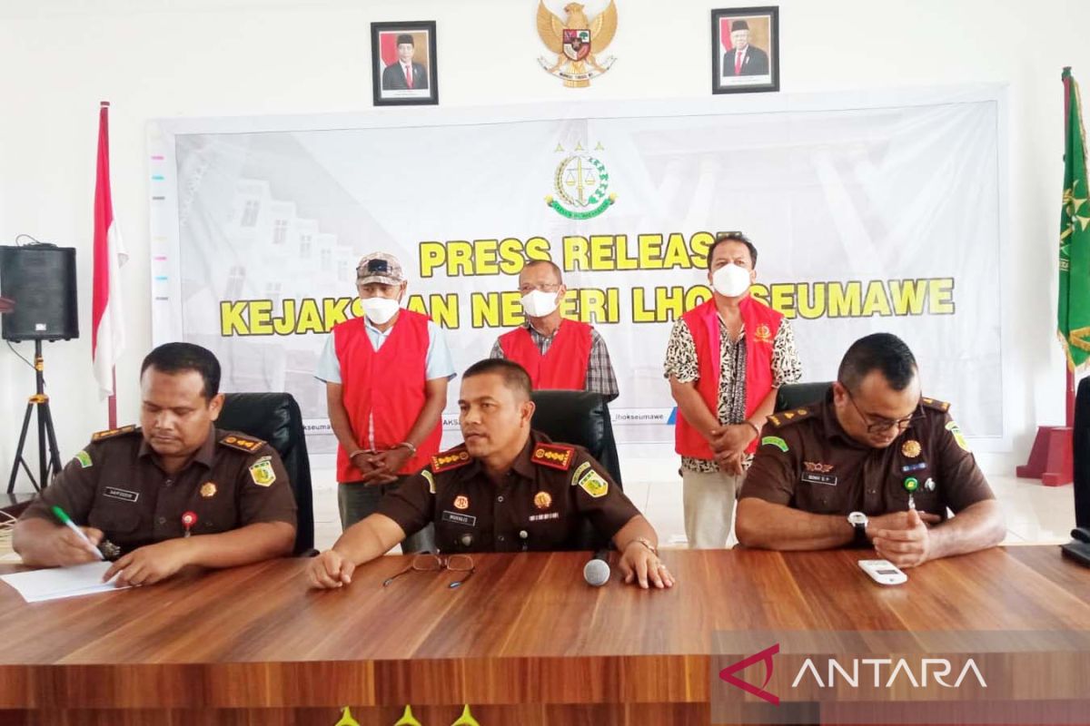 Tersangka korupsi revitalisasi meninggal dunia