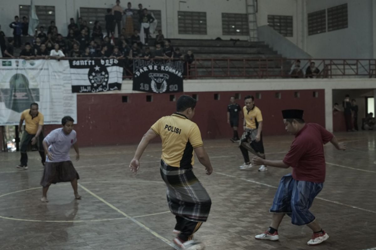 Sebanyak 27 Ponpes di Ponogoro ramaikan lomba futsal pakai sarung