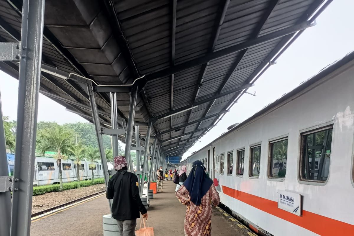 Aktivitas penumpang KA Stasiun Baturaja kembali normal