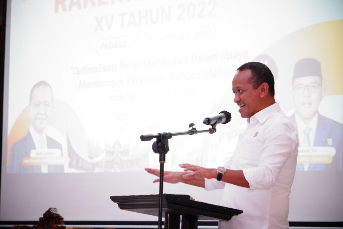 Menteri Bahlil  target investasi Rp1.200 triliun dapat tercapai