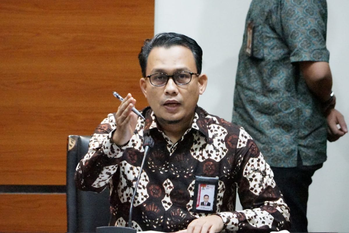 KPK tetapkan tersangka baru dalam pengembangan kasus suap di MA