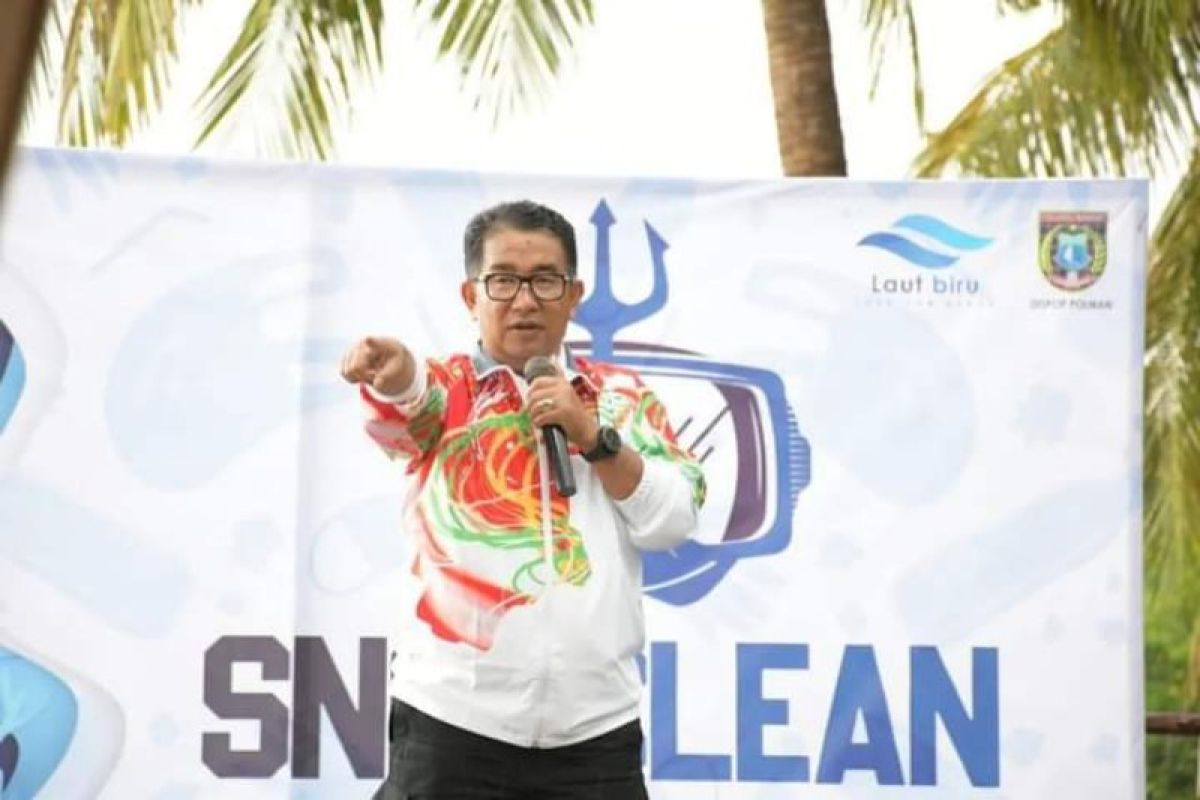 Penjabat Gubernur Sulbar minta jaga kebersihan objek wisata Pantai Labuang