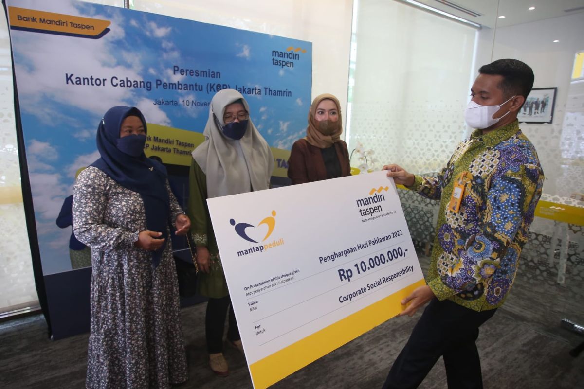 Bank Mandiri Taspen santuni pensiunan janda TNI-Polri yang gugur dalam bertugas