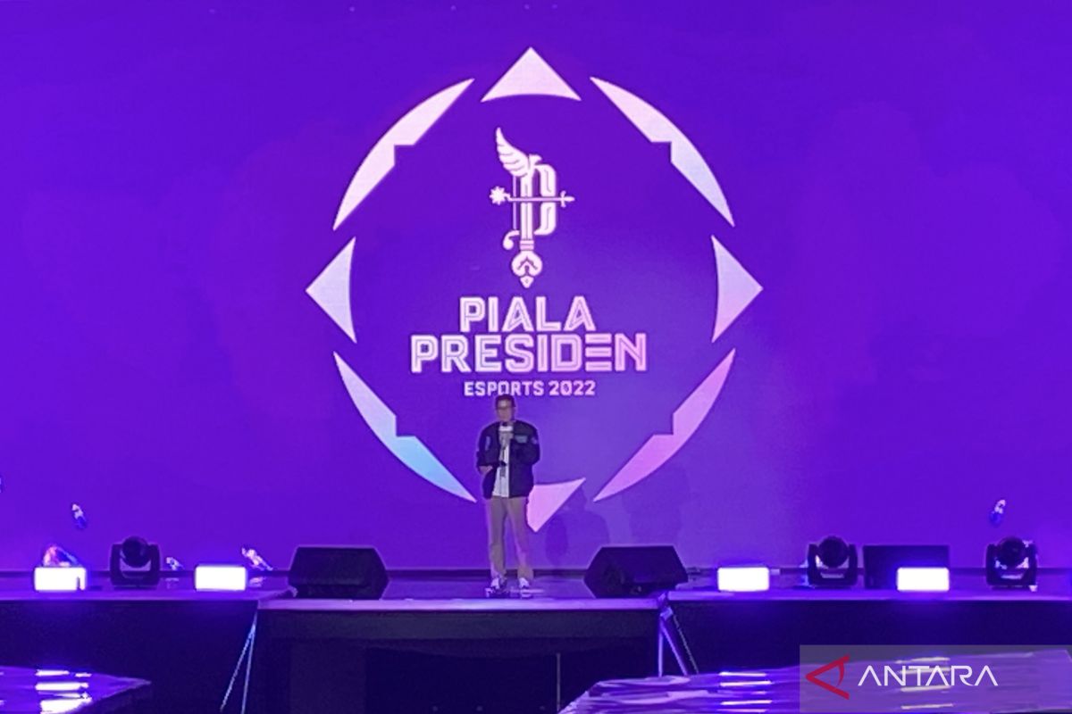 Sandiaga Uno buka grand final Piala Presiden Esports 2022