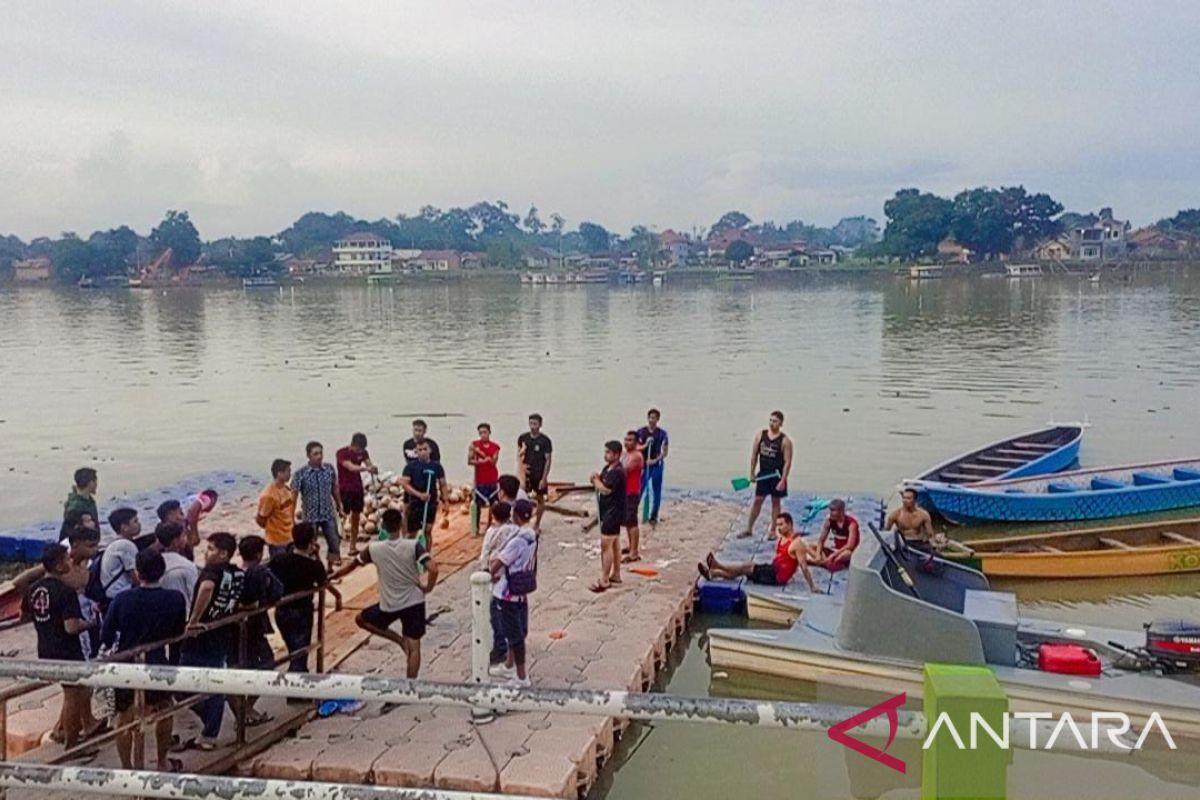 40 pedayung junior Jambi  ikut kejurnas  di Situ Cipule Jabar