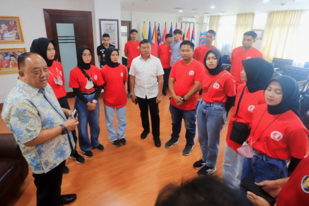 KONI Pusat lepas timnas bola tangan pantai menuju Thailand