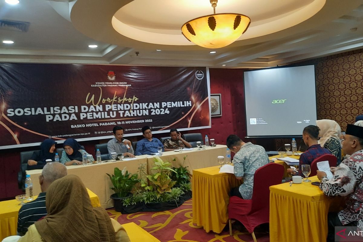 KPU Padang Pariaman perkuat pemanfaatan media sosial tingkatkan literasi pemilih