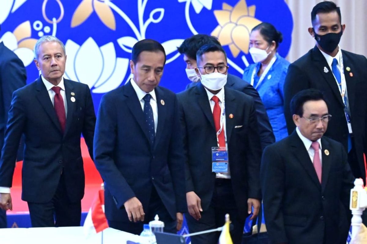 Presiden Jokowi undang Jepang kembangkan kendaraan listrik di ASEAN