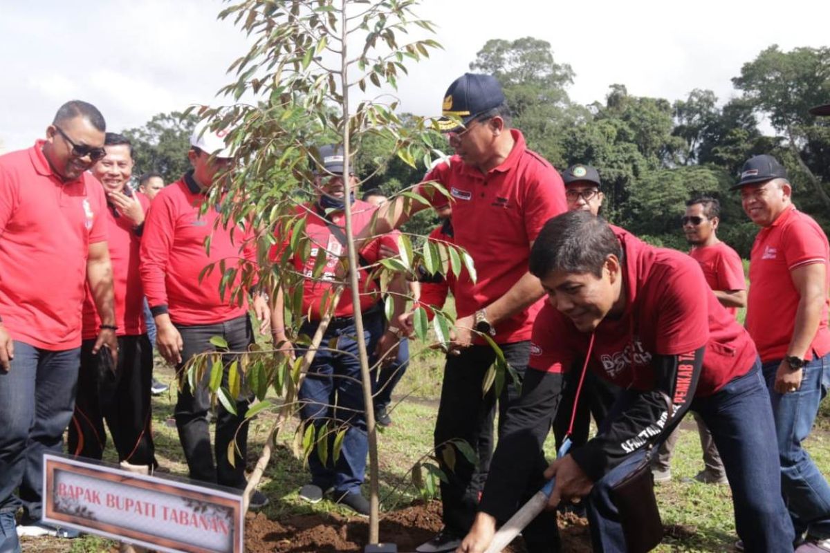 Pemkab Tabanan adakan penanaman bibit pohon untuk HUT