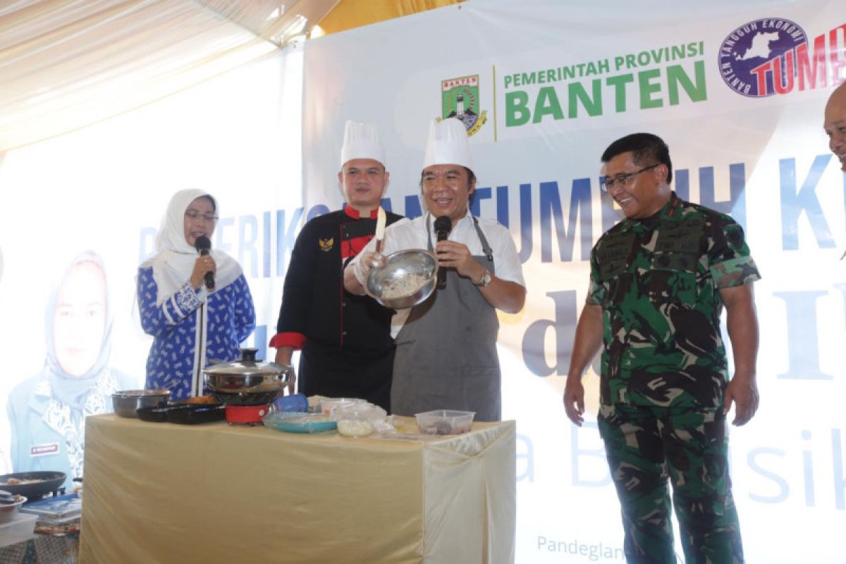 Pj Gubernur Banten edukasi masyarakat olah makanan sehat