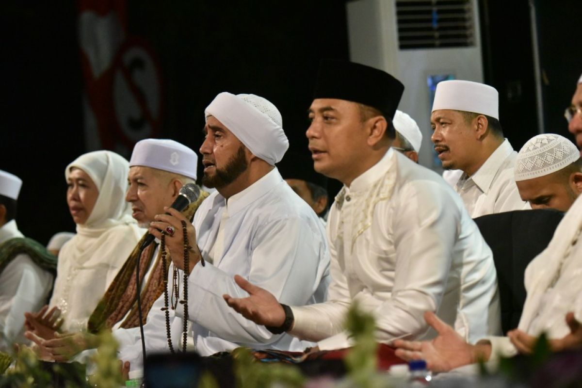 Eri Cahyadi ingin Surabaya Bersholawat digelar setiap bulan