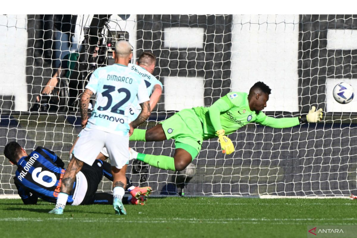 Kiper Inter Andre Onana dikabarkan merapat ke Manchester United