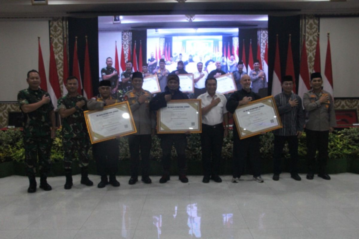 Kapolda Banten membuka seminar internasional golok di mata dunia