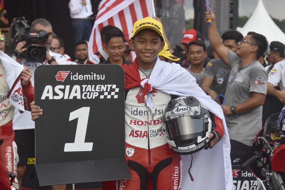Pebalap Indonesia Veda Ega Pratama menangkan Race 2 IATC 2022 di Sirkuit Mandalika