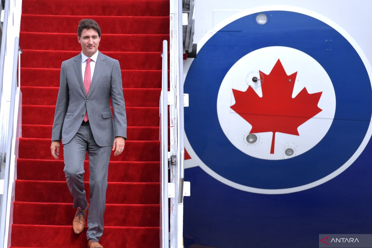 Kunjungi Kiev, Trudeau umumkan bantuan militer baru untuk Ukraina