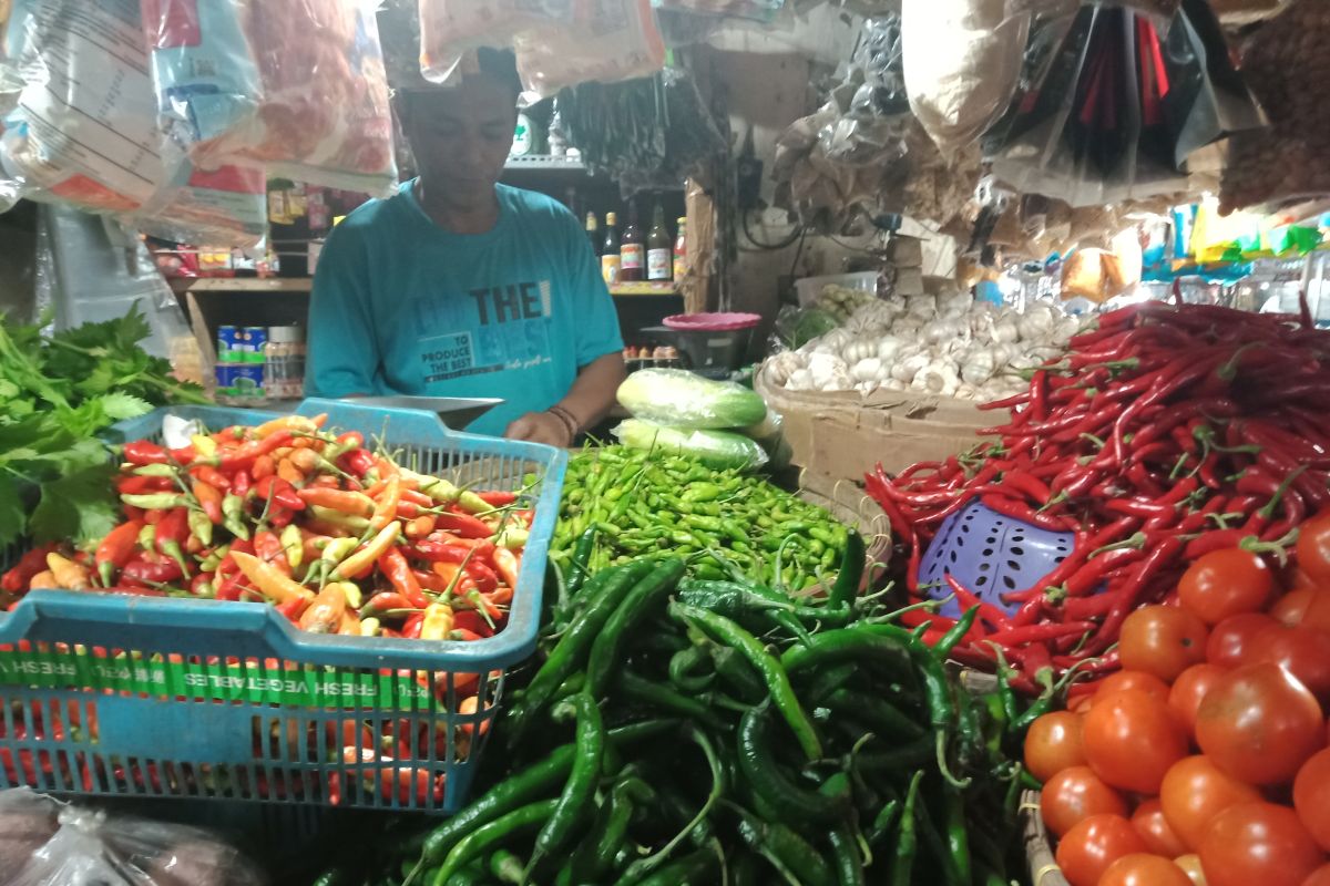 Jelang Nataru, harga sejumlah bahan pokok di Jember naik