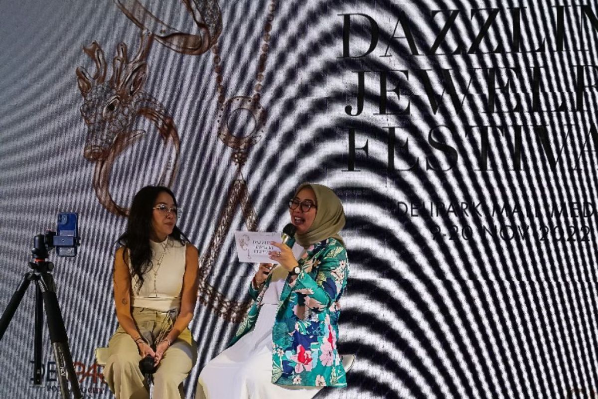 Dazzling Jewelry Festival digelar di Medan, CMK berkolaborasi dengan IWAPI