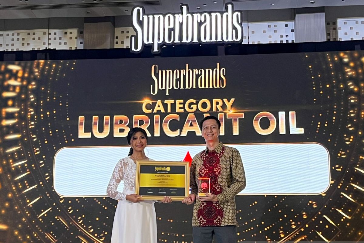 Federal Oil raih predikat "Superbrands" pelumas sepeda motor