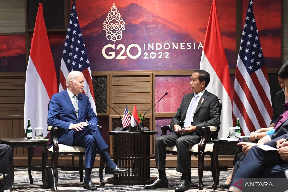 Jokowi dan Joe Biden lakukan pertemuan bilateral di Bali jelang KTT G20