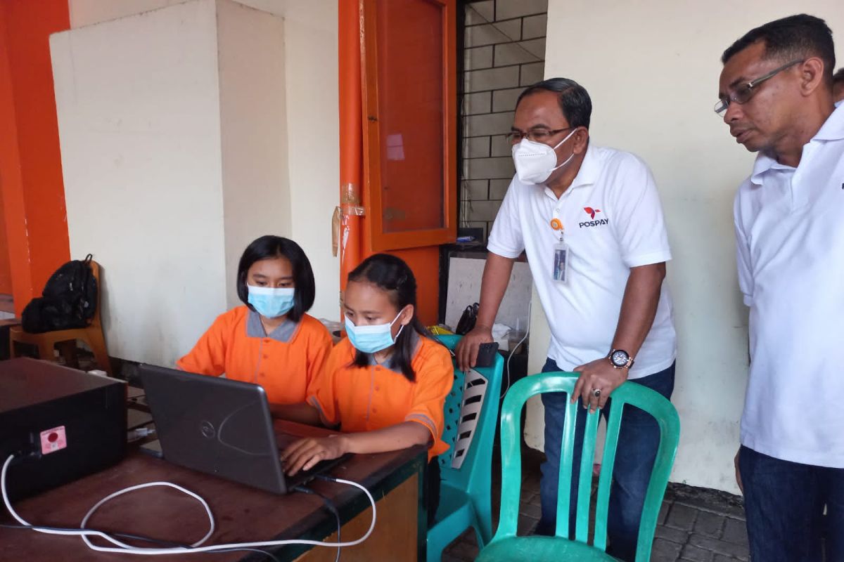 Pos Indonesia beri kemudahan pekerja ambil BSU