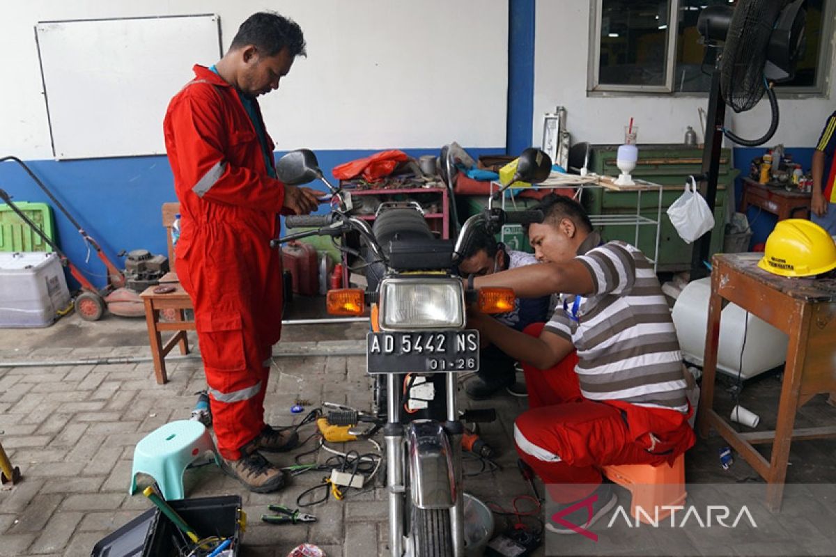 Kementerian ESDM Gelar Pelatihan Konversi Sepeda Motor Listrik - ANTARA ...