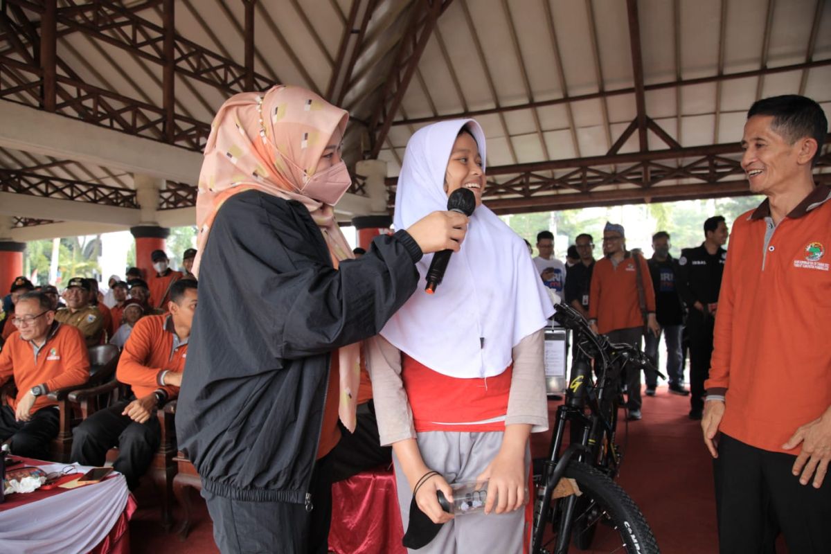 Pemkab Pandeglang berikan sertifikat halal gratis bagi 234 UMKM dan koperasi