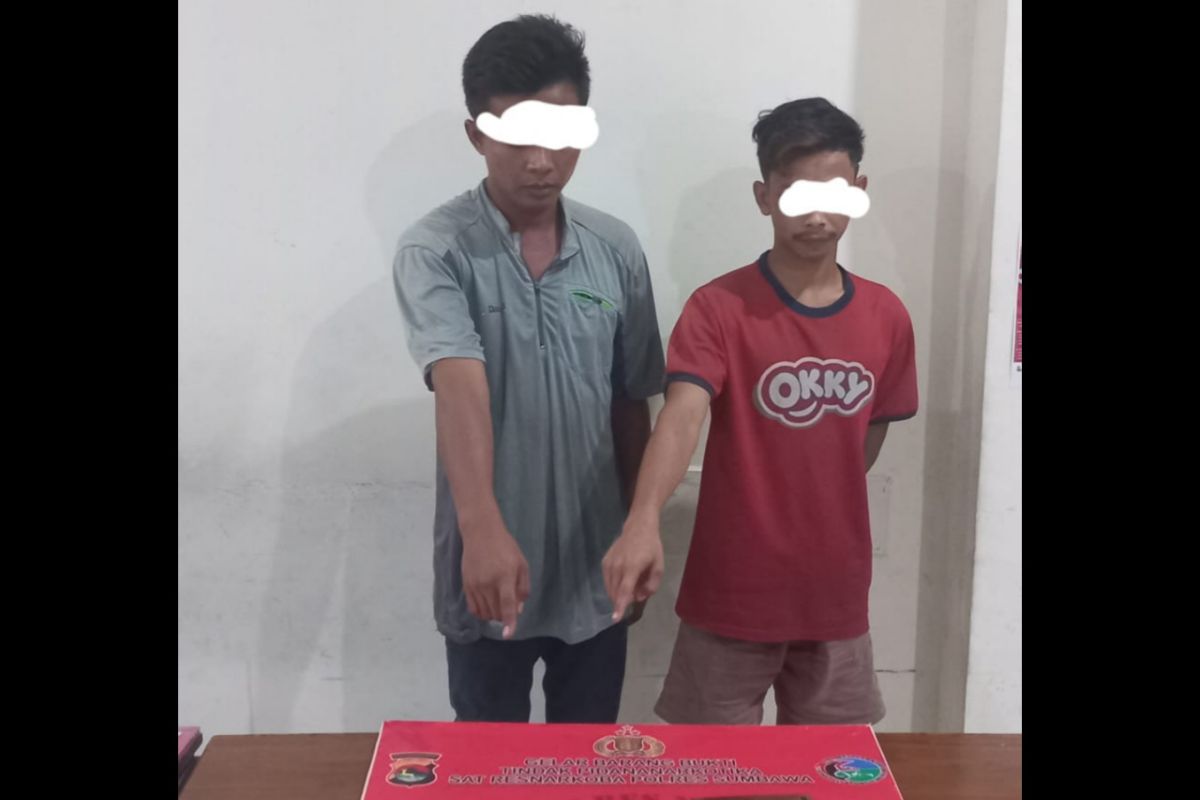 Tengah bawa truk boks, dua pemuda asal Sumbawa kedapatan bawa sabu dalam bungkus rokok