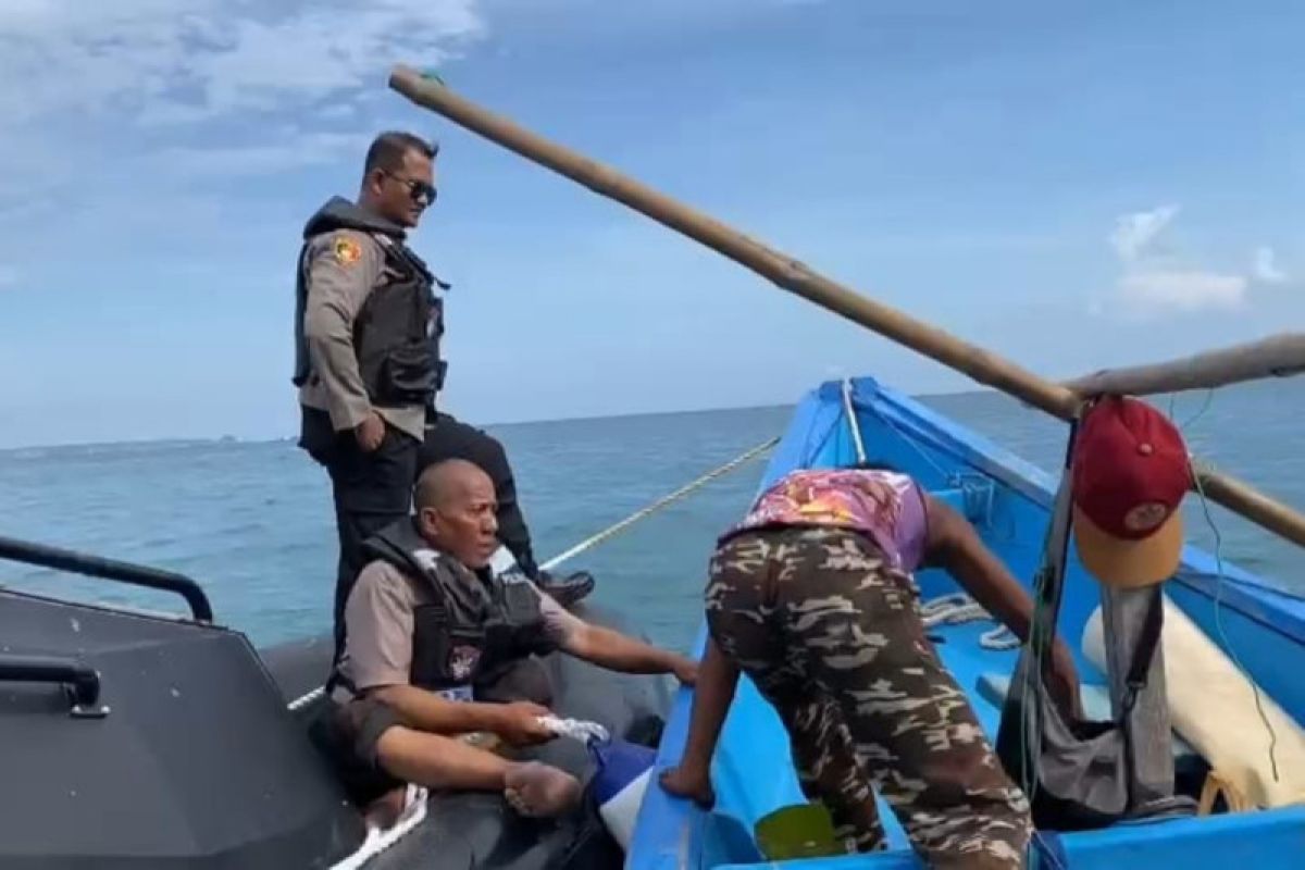 Polair Polres Lombok Tengah menggelar patroli laut dukung G20