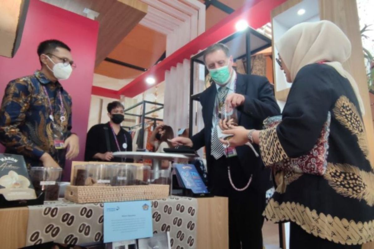 Produk aromaterapi dan cokelat Bali menarik perhatian di ajang G20