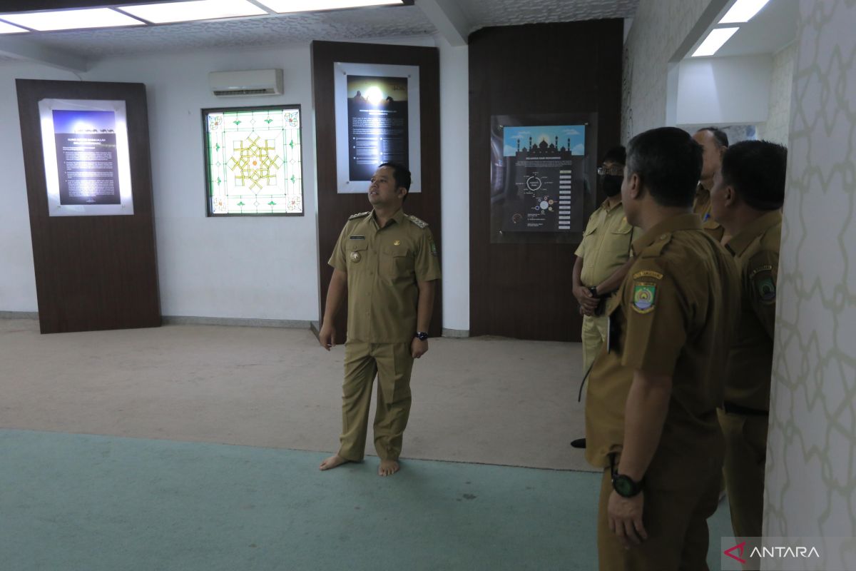 Wali Kota Arief  minta konten di Galeri Al Azhom Tangerang rutin diperbarui