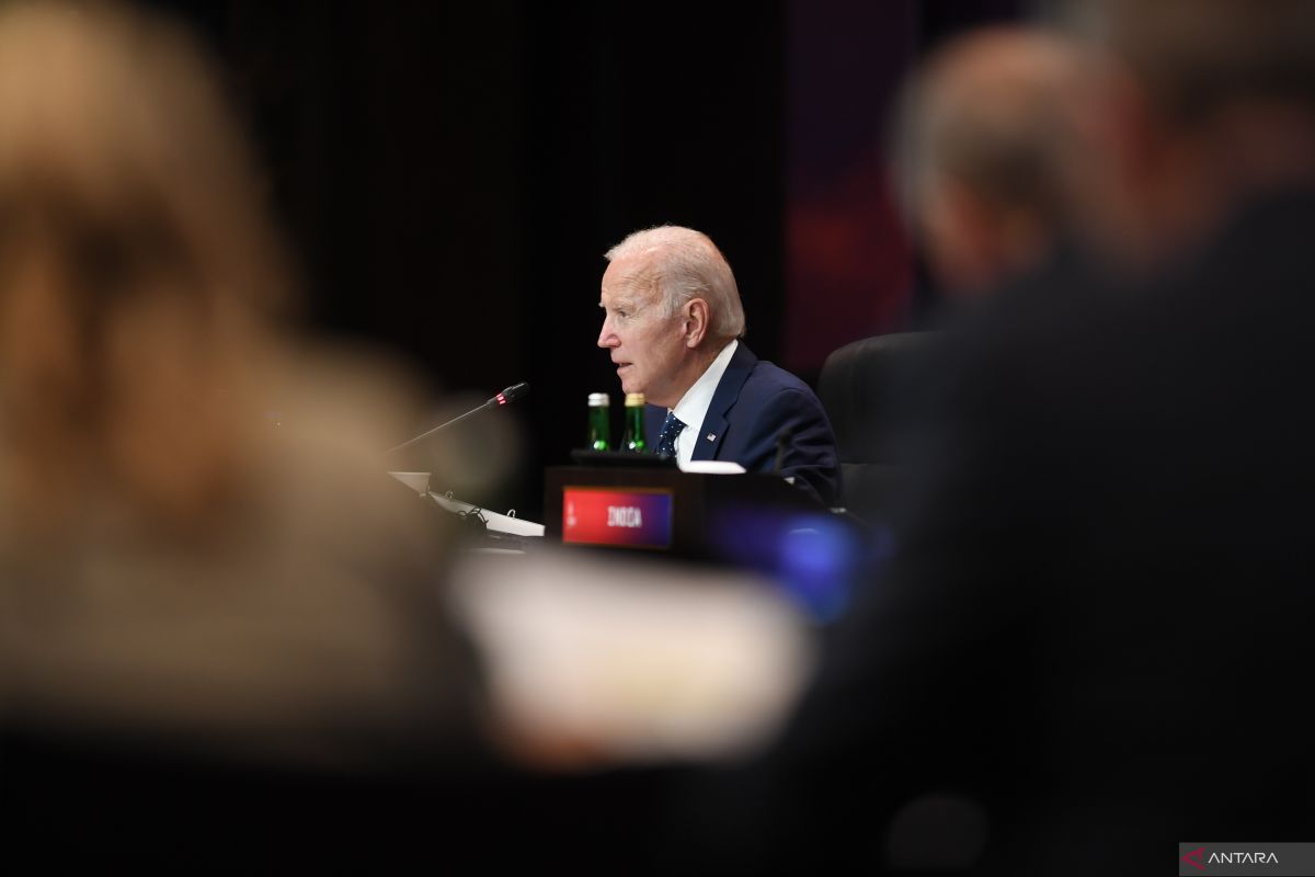 Presiden Biden bilang dunia terlalu melebih-lebihkan aliansi China-Rusia