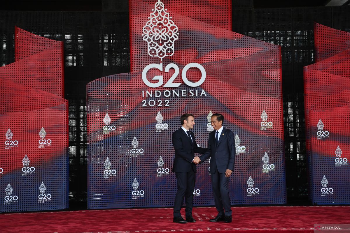 Presiden Jokowi-Macron lakukan pertemuan bilateral