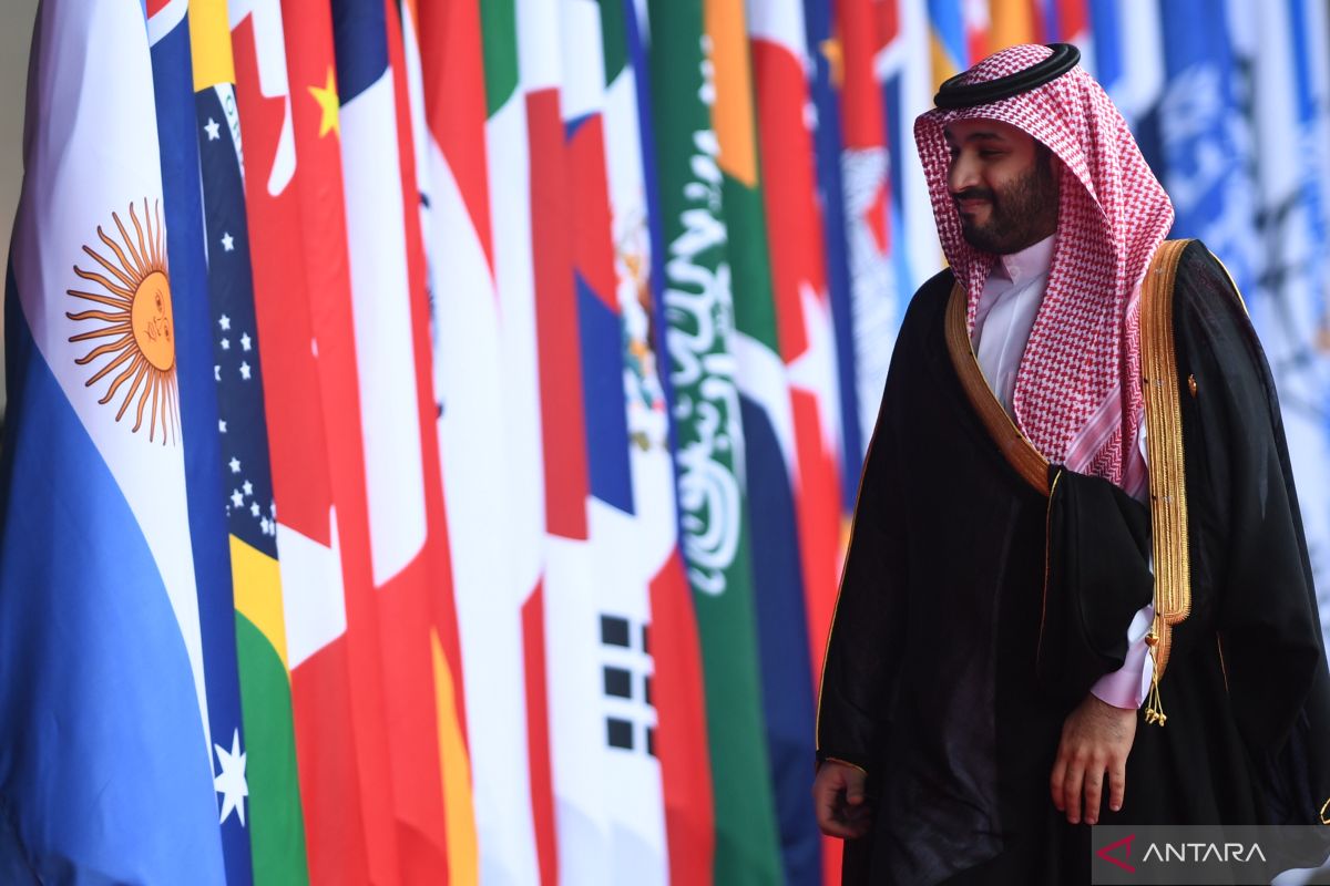 Bahas situasi Gaza, Presiden Iran telepon putra mahkota Arab Saudi