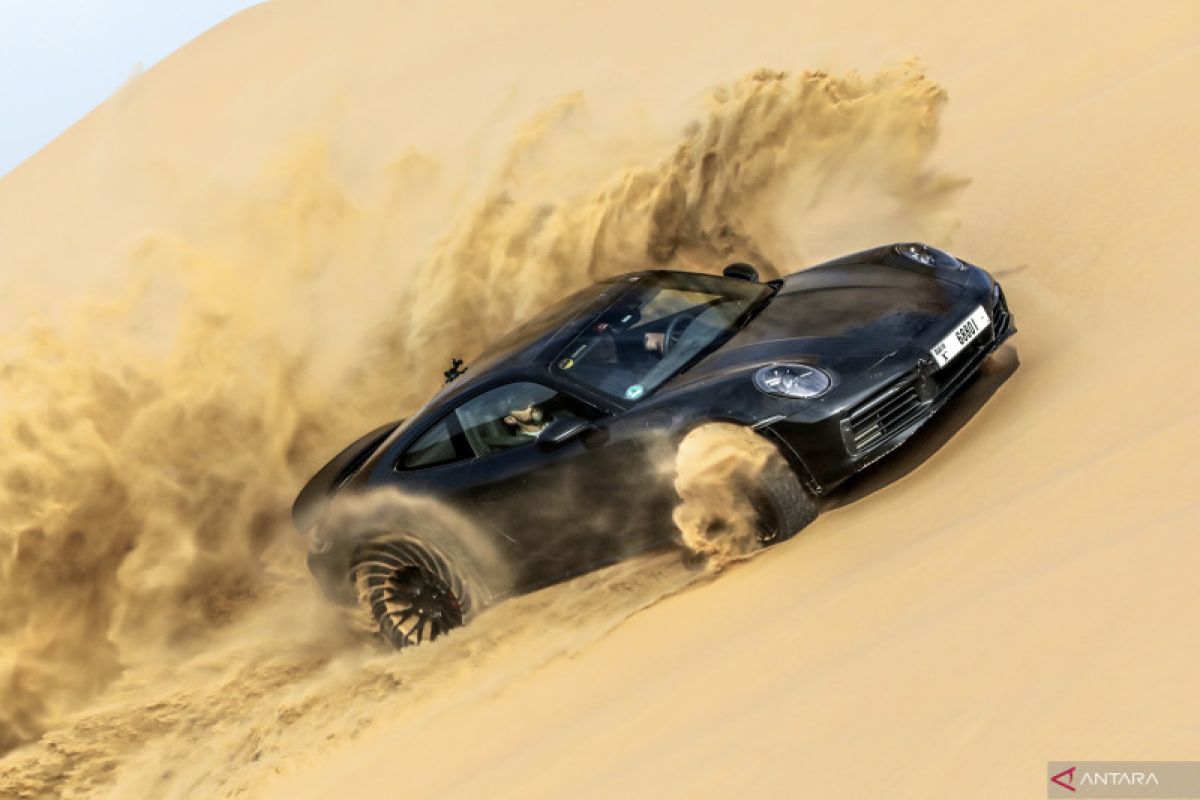 Porsche 911 Dakar, sportcar pertama yang bisa jelajah gurun pasir