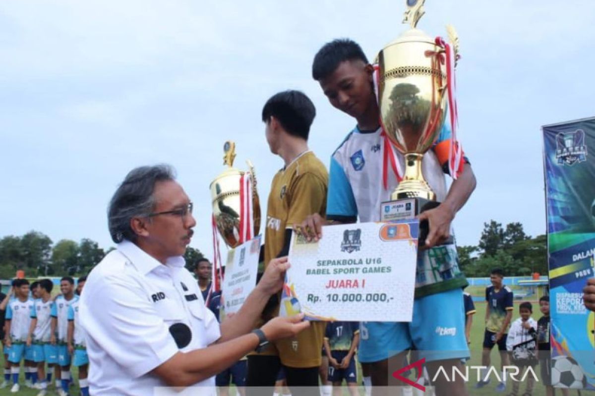 Meriahkan HUT Babel Ke-22, SKO M.Noer raih juara 1 Kejuaraan Sepak Bola U-16