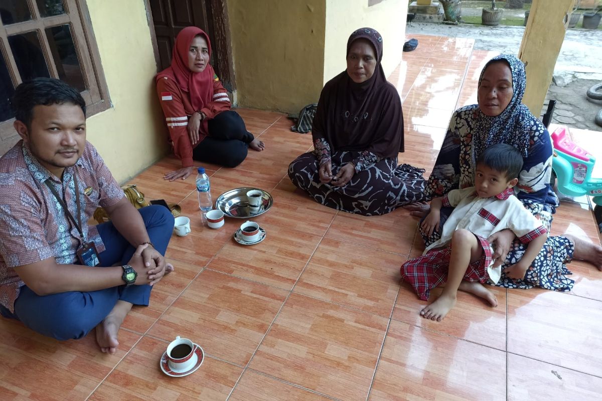 Jasa Raharja Banten Serahkan Santunan Kepada Ahli Waris Korban Lakalantas di Lebakwangi Kab. Serang