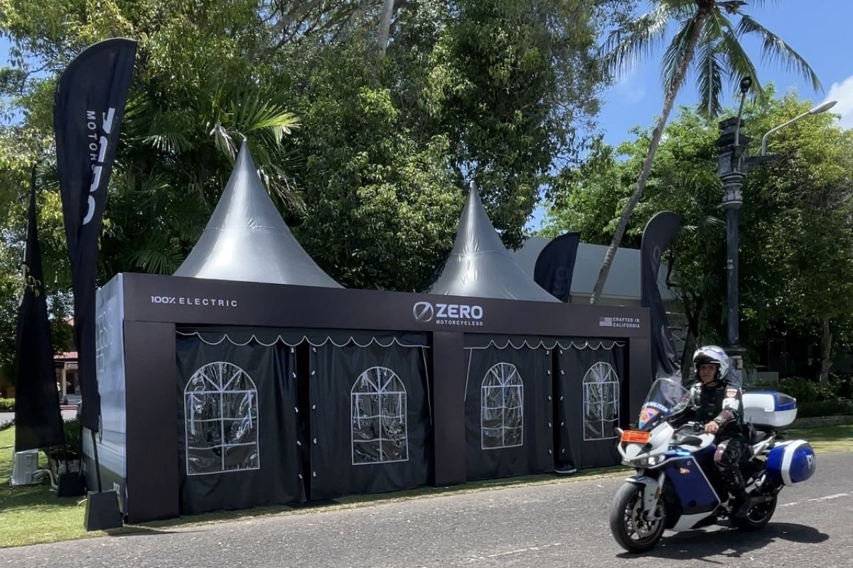Zero Motorcycles bekali TNI dan Polri sepeda motor listrik di KTT G20
