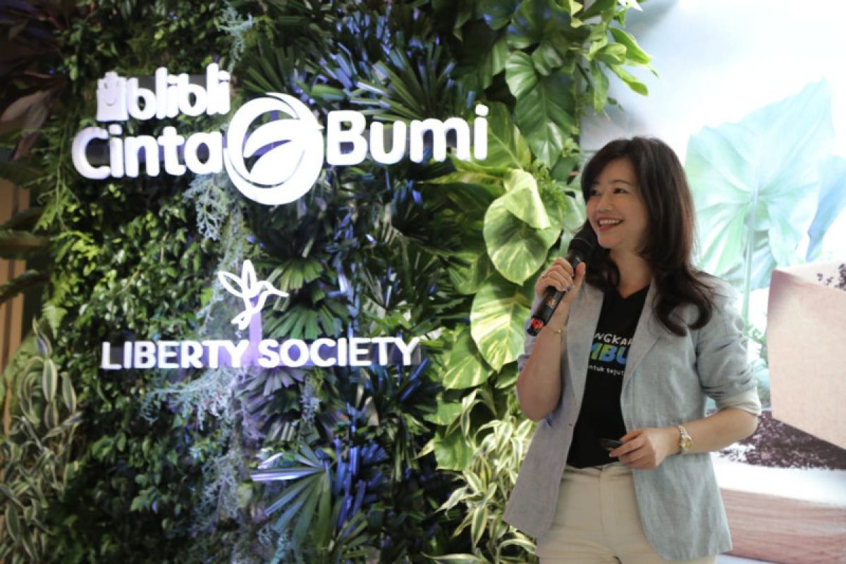 Blibli & Liberty Society gelar eksibisi "Langkah Membumi"